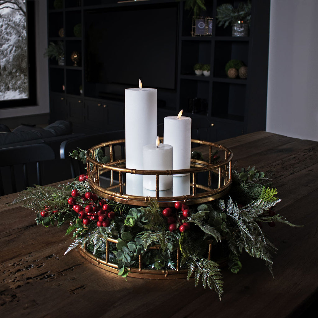 Artificial Medium Festive Berry Pick, further view