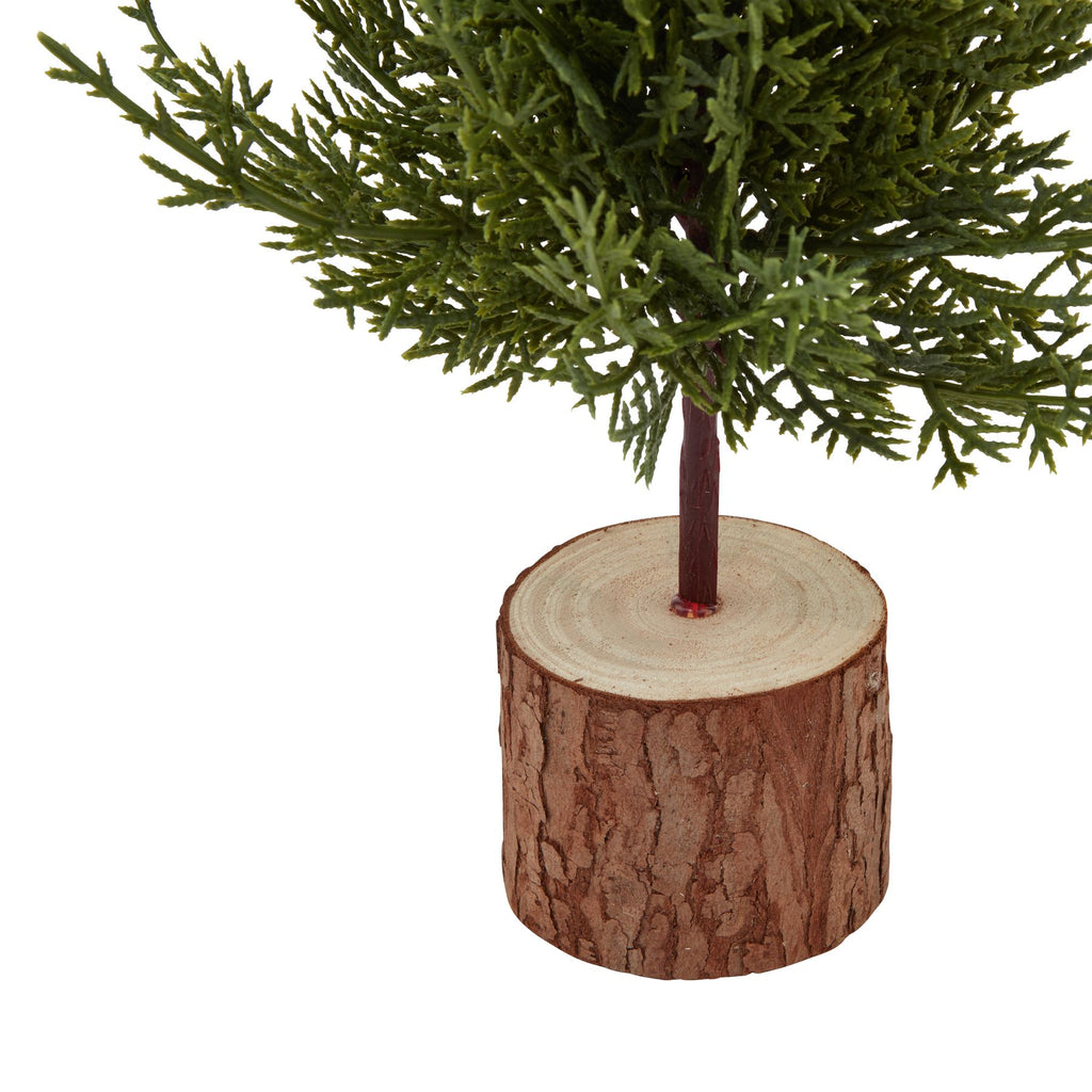 Artificial Small Green Fir Tree in Wood Log, detail close-up